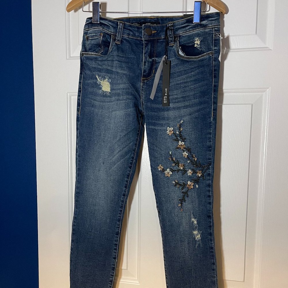 NWT!!!!! UNIQUE!!!! STS BLUE JEANS!!!!